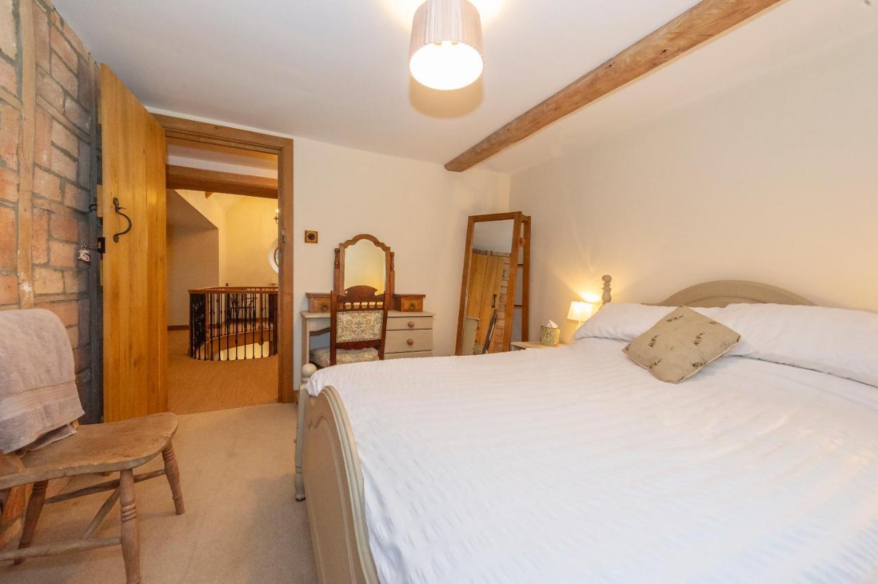 Bed and Breakfast Castle Farm Wedmore Екстер'єр фото